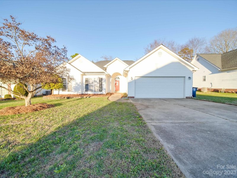 Property image 2 at 3008 Hemby Commons Parkway, Indian Trail, NC 28079