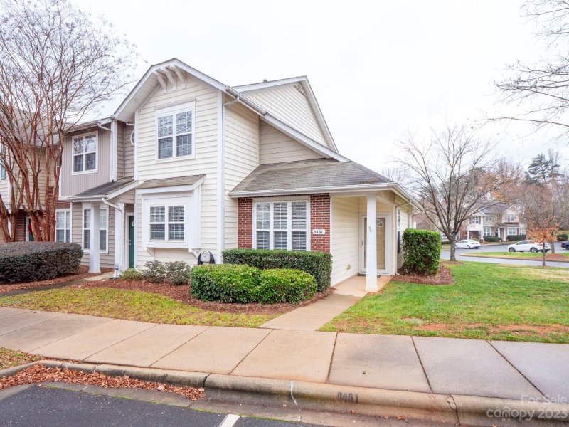 Property image 4 at 8461 Chaceview Court, Charlotte, NC 28269