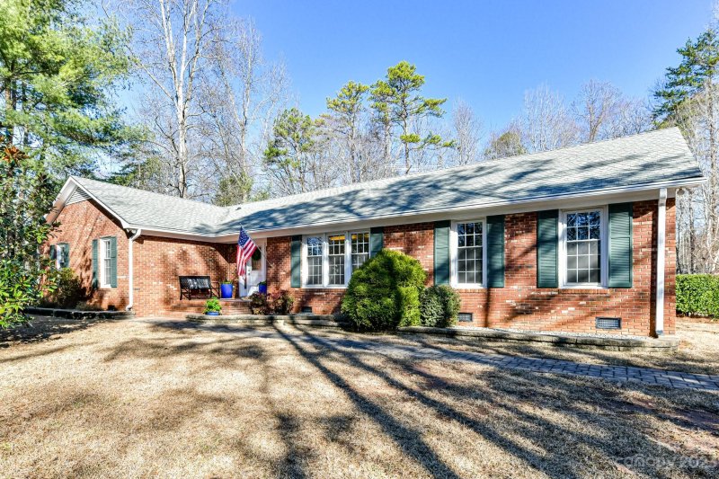 Property image 2 at 3400 Tilley Morris Road, Matthews, NC 28105