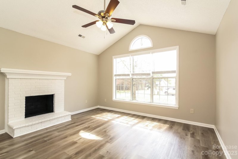 Property image 5 at 148 Eagle Court, Mooresville, NC 28117