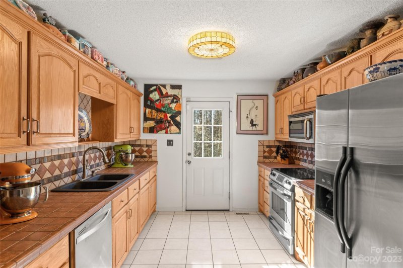 Property image 5 at 8830 Shepherd Court, Connelly Springs, NC 28612