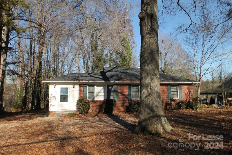 Property image 2 at 1128 Westover Circle, Rock Hill, SC 29732