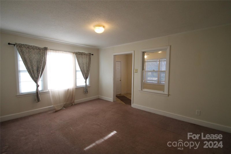 Property image 3 at 1128 Westover Circle, Rock Hill, SC 29732