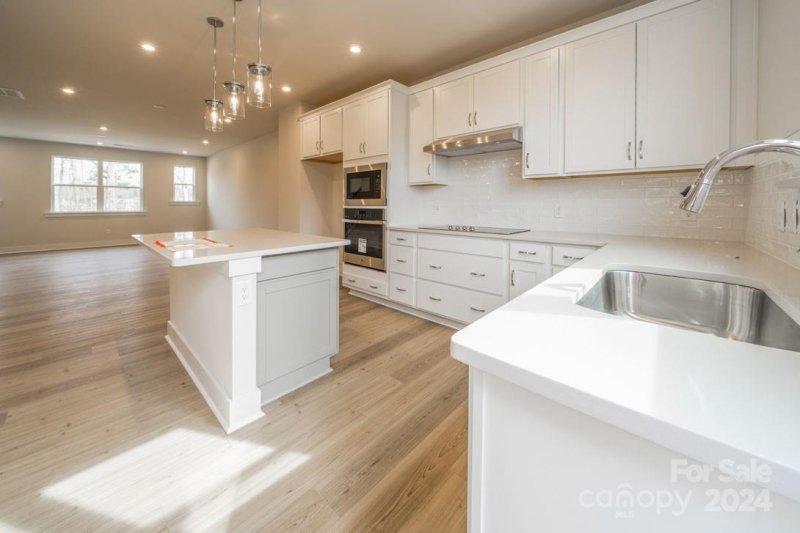 Property image 2 at 1612 Levy Way, Charlotte, NC 28205