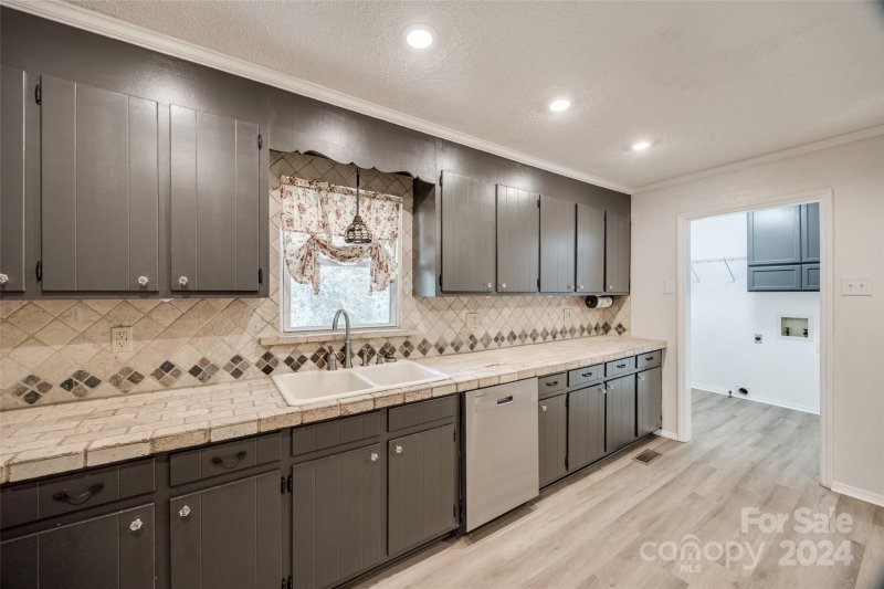 Property image 4 at 1192 Westover Circle, Rock Hill, SC 29732