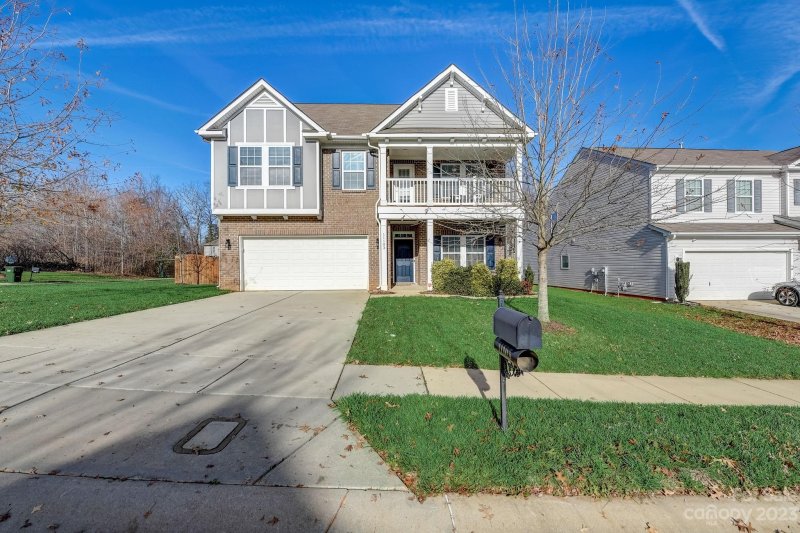 11103 Pond Valley Court