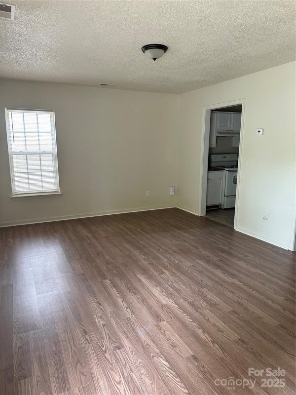 Property image 3 at 1020 Beaugard Drive, Charlotte, NC 28208