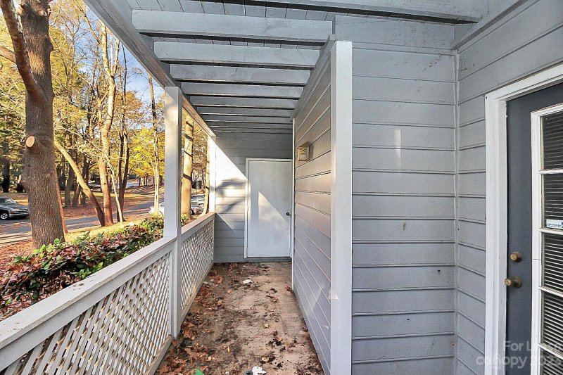 Property image 4 at 5823 Green Forest Drive, Charlotte, NC 28212