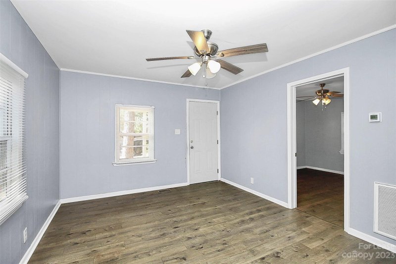 Property image 4 at 2514 Hemphill Street, Charlotte, NC 28208