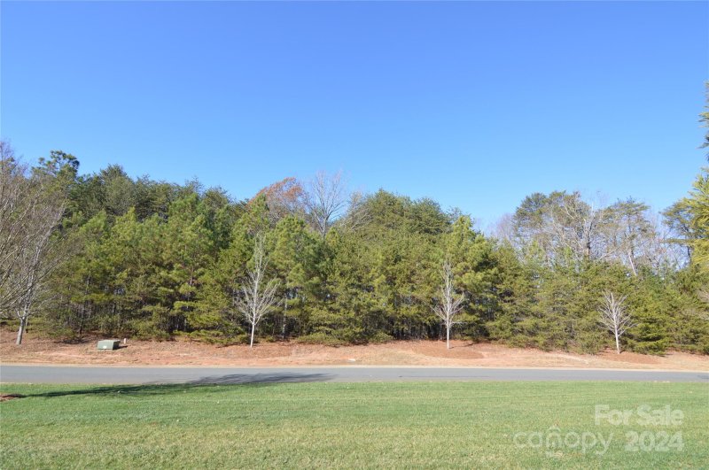 Property image 3 at 1320 Reflection Pointe Boulevard, Belmont, NC 28012