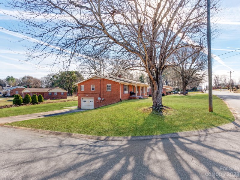 Property image 2 at 903 Main Street, Shelby, NC 28150