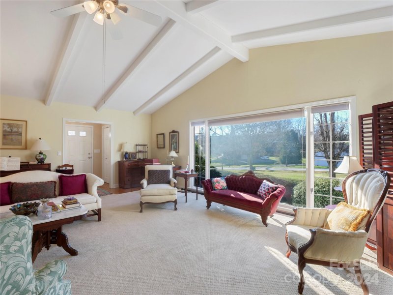 Property image 5 at 114 Hawthorn Drive, Hendersonville, NC 28791