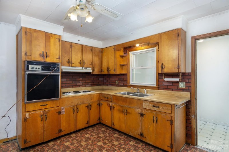 Property image 3 at 113 Dellwood Avenue, Swannanoa, NC 28778