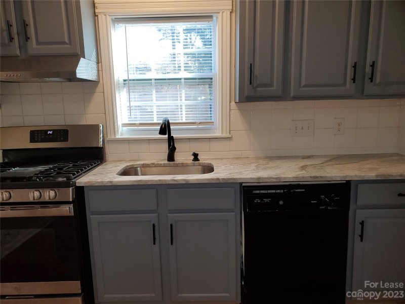 Property image 3 at 3828 Ironwood Street, Charlotte, NC 28206