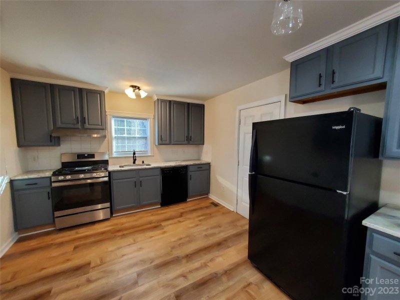 Property image 5 at 3828 Ironwood Street, Charlotte, NC 28206