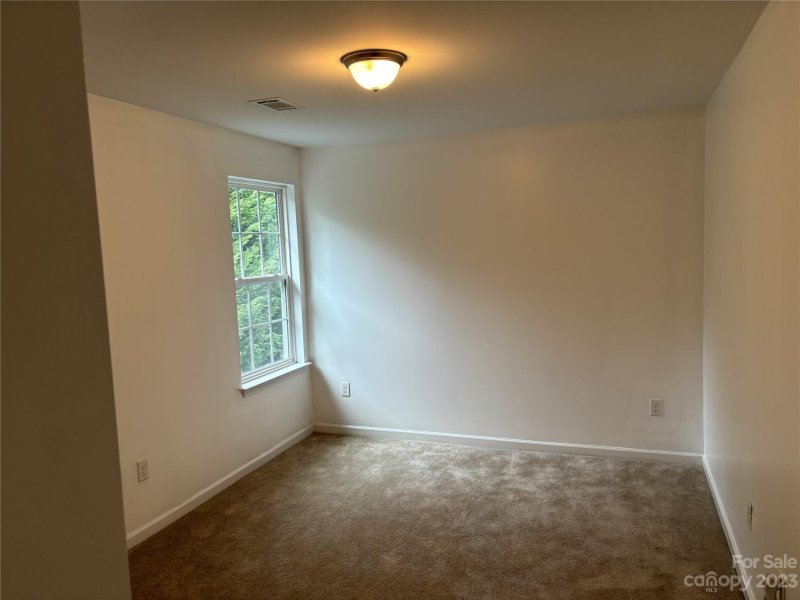 Property image 2 at 17 Grasshopper Drive, Etowah, NC 28729