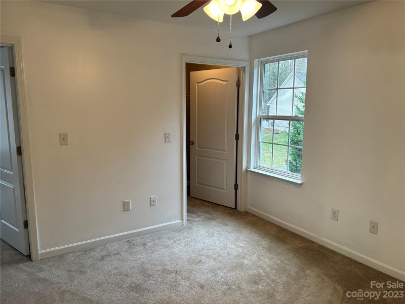 Property image 5 at 17 Grasshopper Drive, Etowah, NC 28729