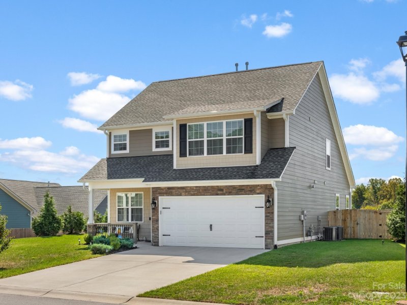 Property image 2 at 16 Lyndon Circle, Arden, NC 28704