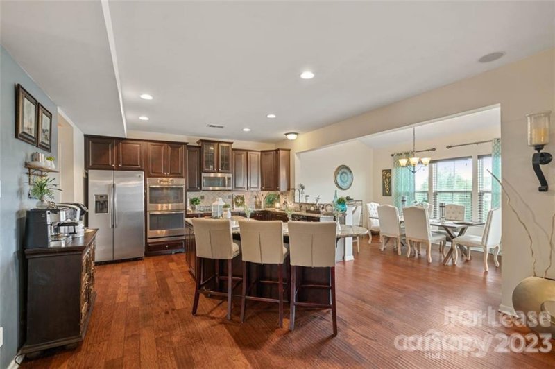 Property image 5 at 209 Weavers Glenn Place, Charlotte, NC 28262