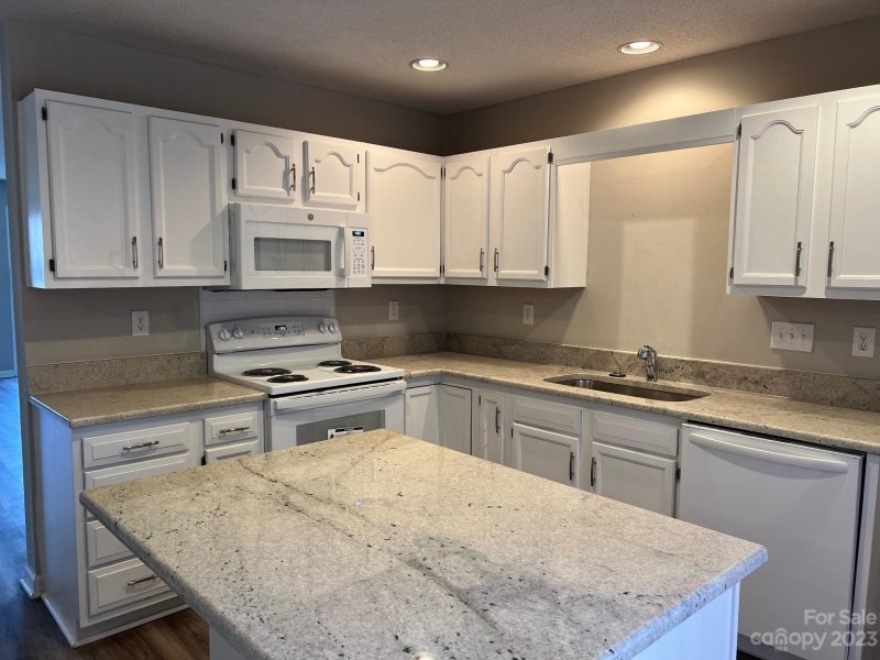 Property image 2 at 12651 Tucker Crossing Lane, Charlotte, NC 28273