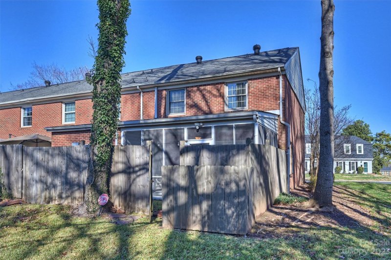 Property image 2 at 8330 Knights Bridge Road, Charlotte, NC 28210