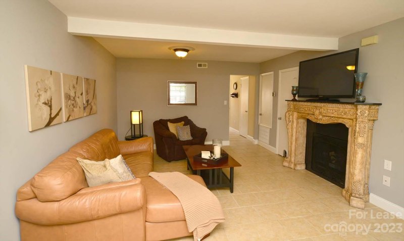 Property image 5 at 8843 Hunter Ridge Drive, Charlotte, NC 28226