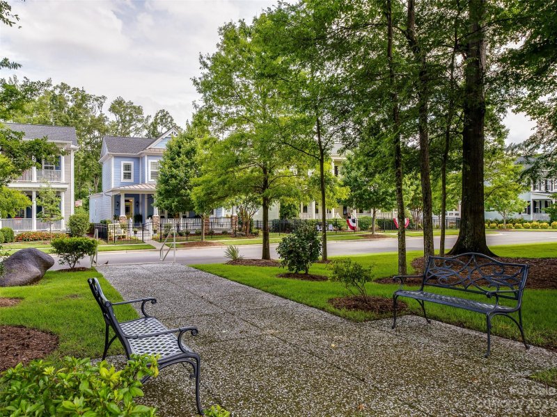 Property image 3 at 9914 Triple Oak Road, Charlotte, NC 28277