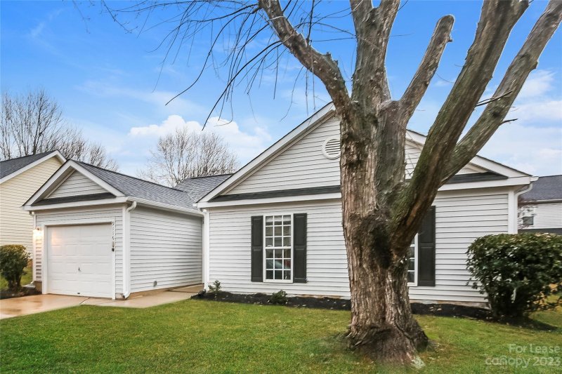 Property image 4 at 9116 Shenington Place, Charlotte, NC 28216