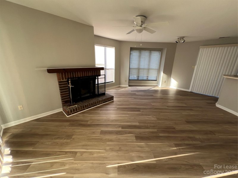 Property image 4 at 8103 Cedar Glen Drive, Charlotte, NC 28212