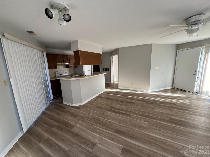 Property image 5 at 8103 Cedar Glen Drive, Charlotte, NC 28212