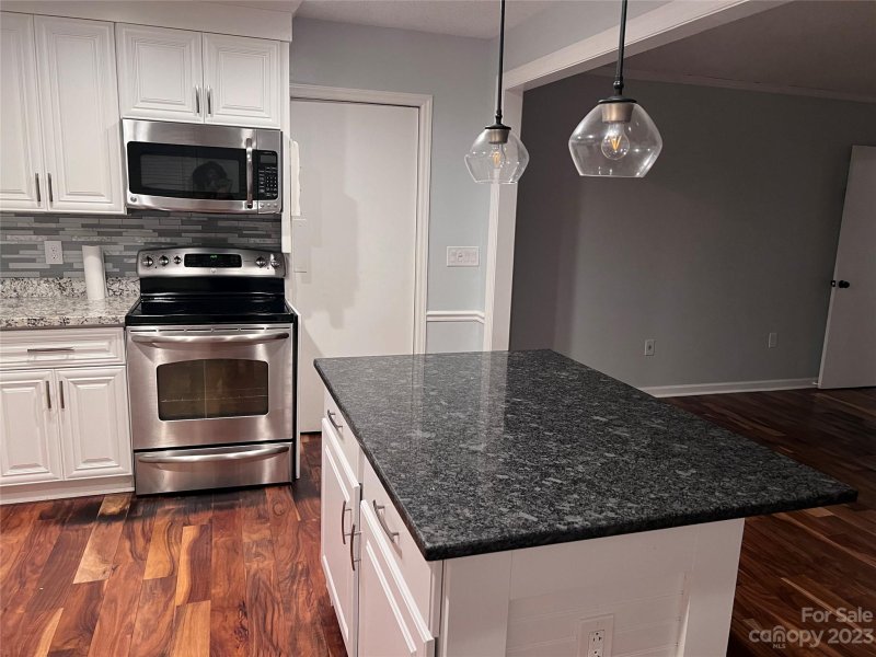 Property image 5 at 7631 Cedar Tree Lane, Charlotte, NC 28227