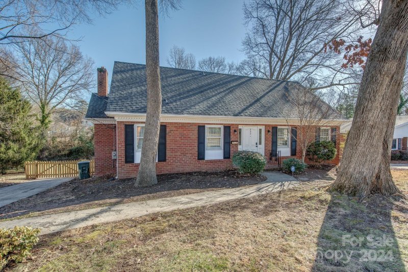 932 Nottingham Drive