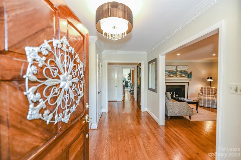 Property image 2 at 3515 Foxcroft Road, Charlotte, NC 28211