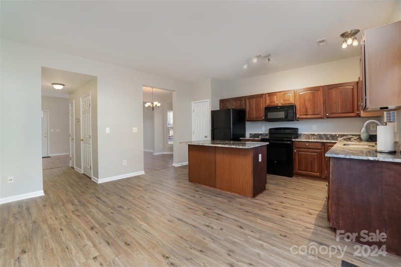 Property image 5 at 8220 Shinkansen Drive, Charlotte, NC 28213