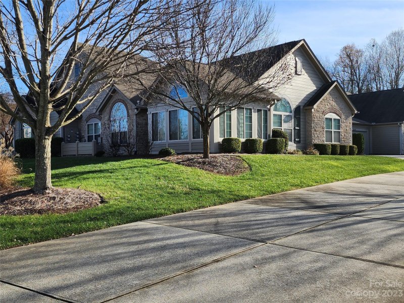 Property image 2 at 3550 Bank Court, Matthews, NC 28105