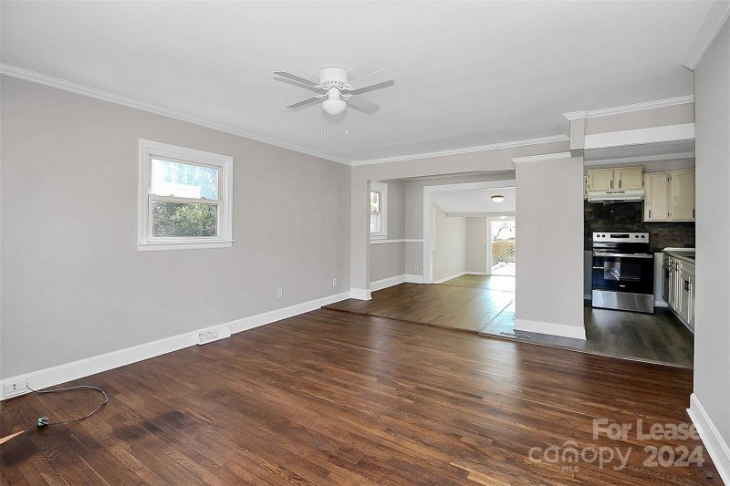 Property image 3 at 4325 Birkdale Drive, Charlotte, NC 28208