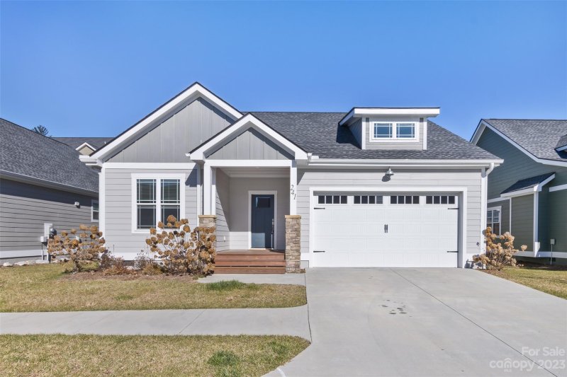 Property image 2 at 241 Leyland Circle, Hendersonville, NC 28792