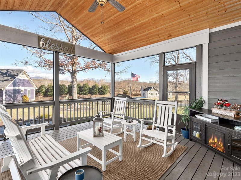 Property image 4 at 986 Blacksmith Run Drive, Hendersonville, NC 28792