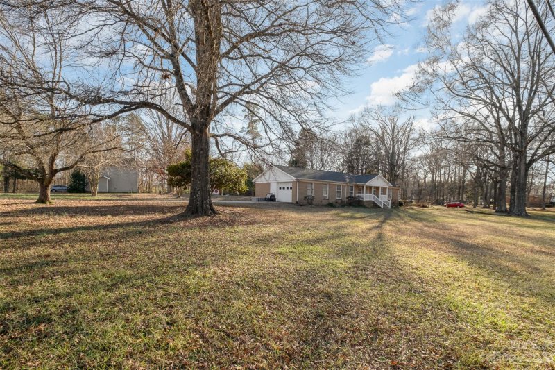 Property image 4 at 5106 Indian Trail Fairview Road, Indian Trail, NC 28079