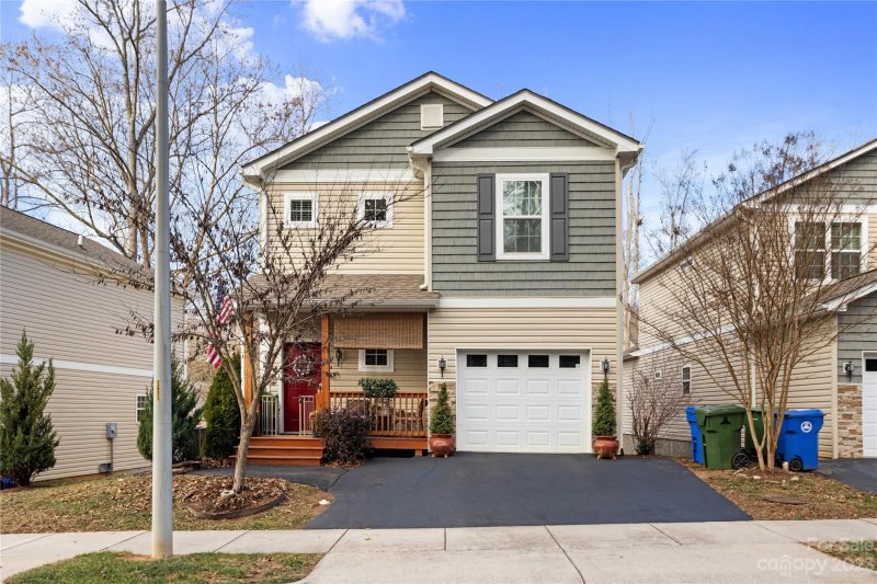 Property image 2 at 64 Kirby Road, Asheville, NC 28806