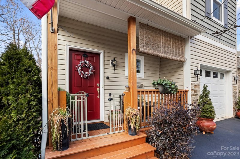 Property image 5 at 64 Kirby Road, Asheville, NC 28806