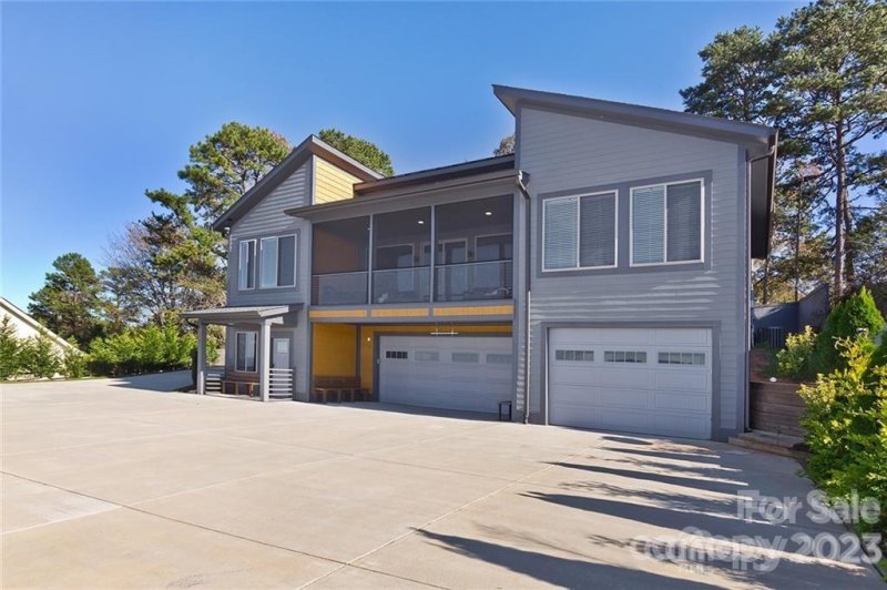 Property image 2 at 76 Climbing Aster Way, Asheville, NC 28806