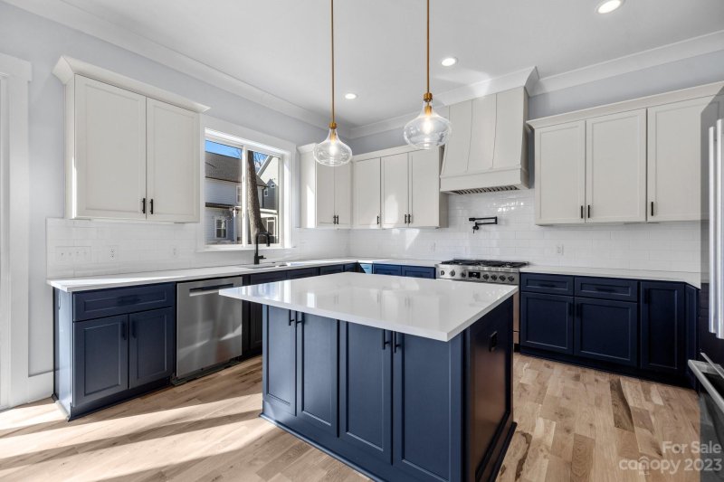 Property image 5 at 1422 Downs Avenue, Charlotte, NC 28205