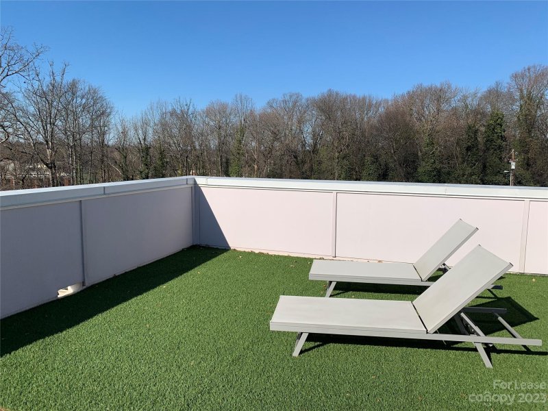 Property image 2 at 423 Coxe Avenue, Charlotte, NC 28208