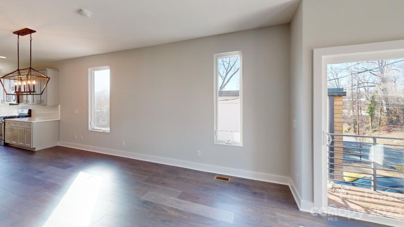 Property image 5 at 423 Coxe Avenue, Charlotte, NC 28208