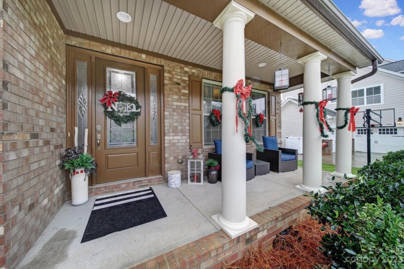 Property image 2 at 742 Pela Vista Court, Fort Mill, SC 29715