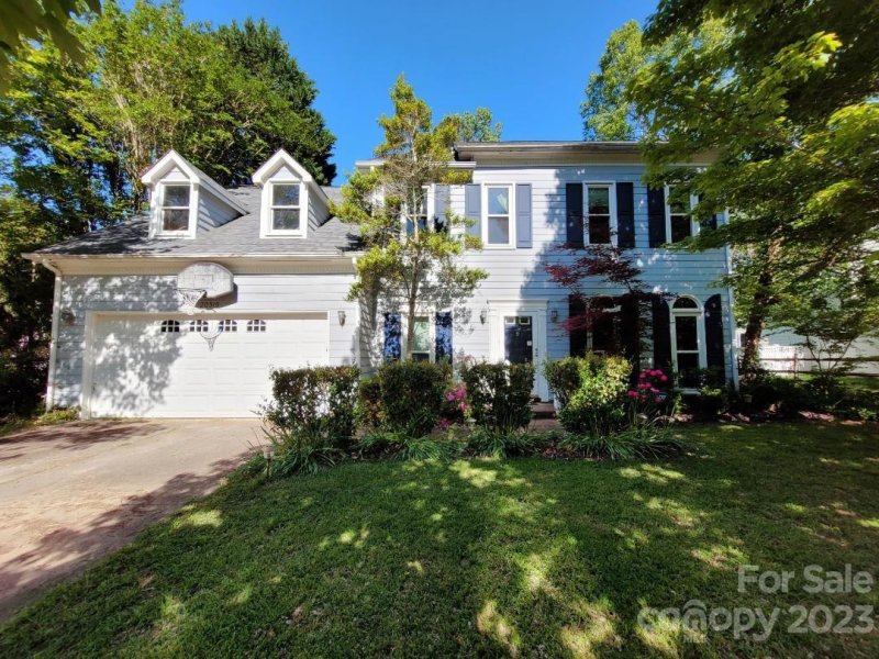 Property image 3 at 20315 Willow Pond Road, Cornelius, NC 28031