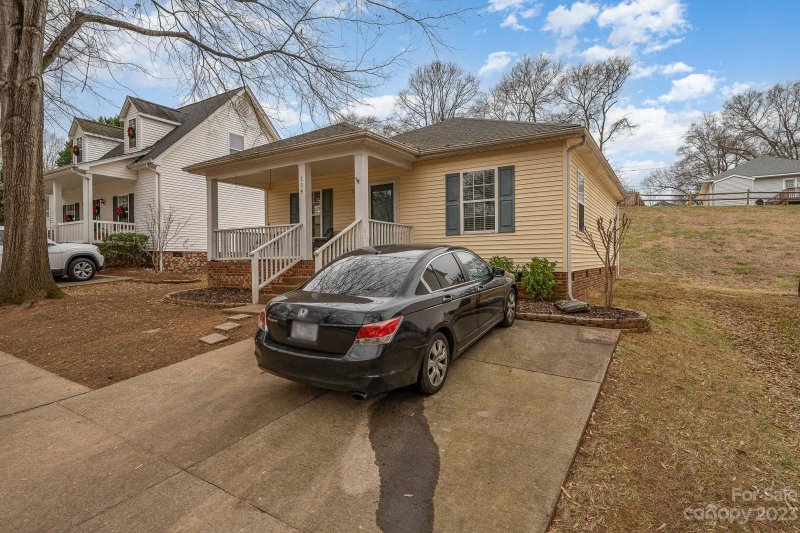 Property image 3 at 114 Pratt Street, Belmont, NC 28012