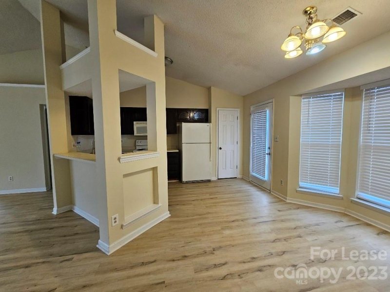 Property image 5 at 13507 Krislyn Woods Place, Charlotte, NC 28278