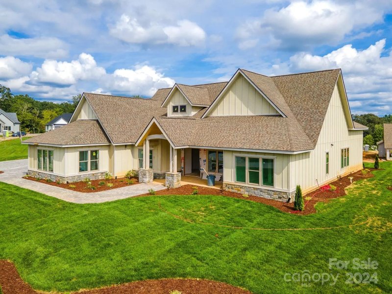 480 Daniel Circle Drive